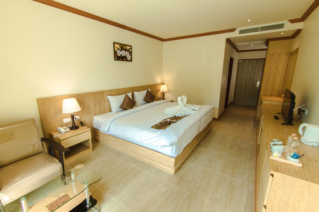 Airport Beach Hotel Phuket - Sha Extra Plus Nai Yang Beach Exteriér fotografie