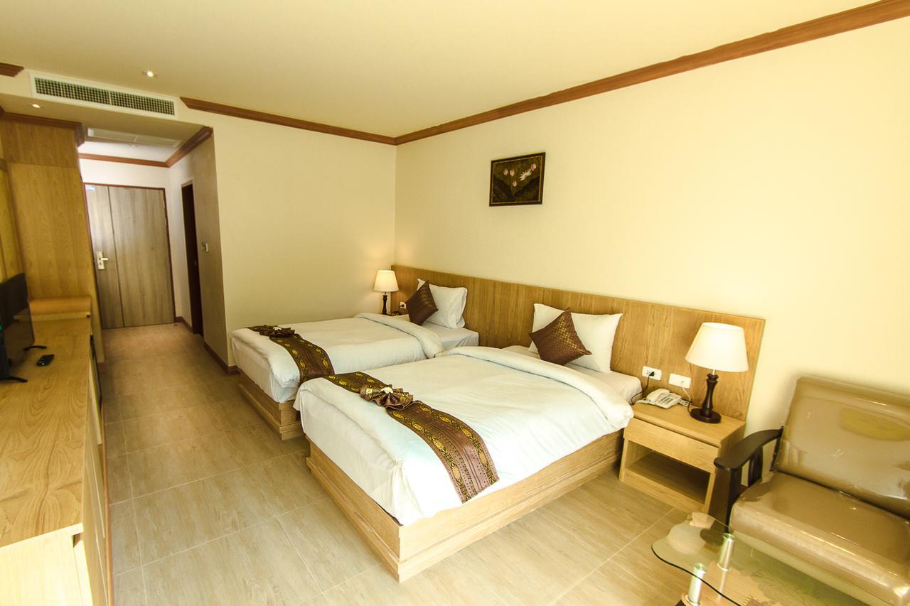Airport Beach Hotel Phuket - Sha Extra Plus Nai Yang Beach Exteriér fotografie